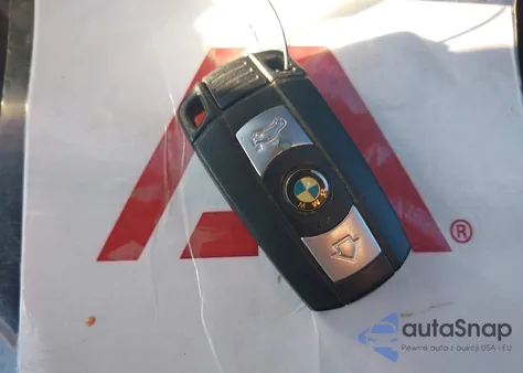 2008 BMW 335I z USA, uszkodzony, nr VIN WBAVB77598NH80251